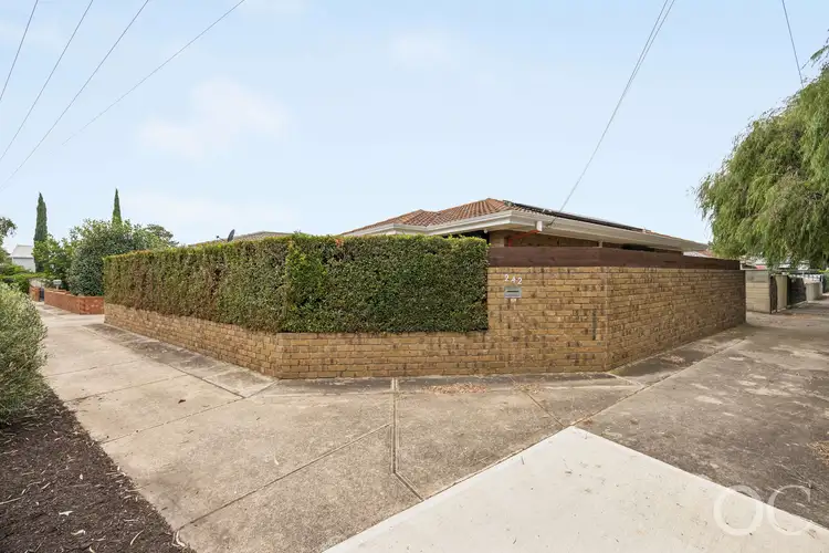 242 Robin Road