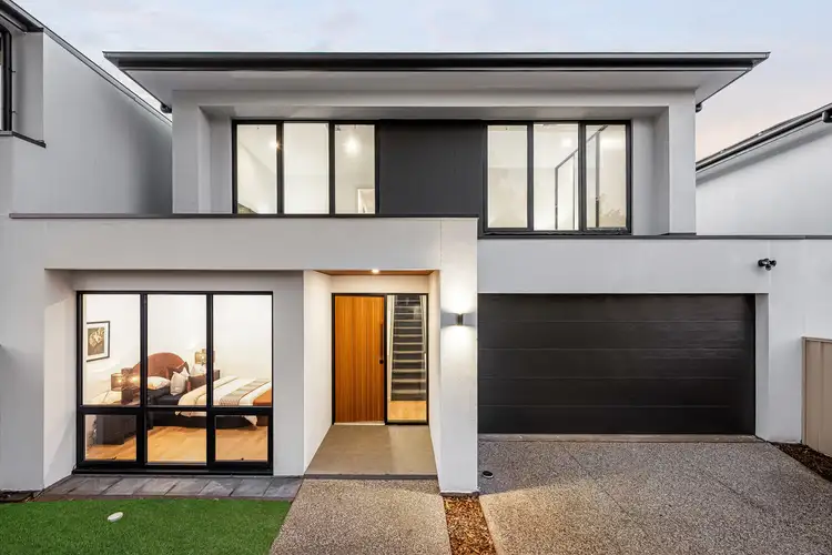 2/2 Stock Avenue
