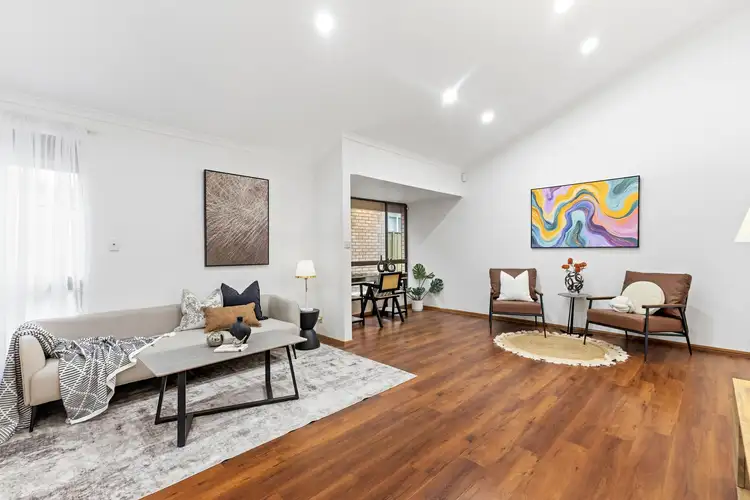 11 Harmer Court