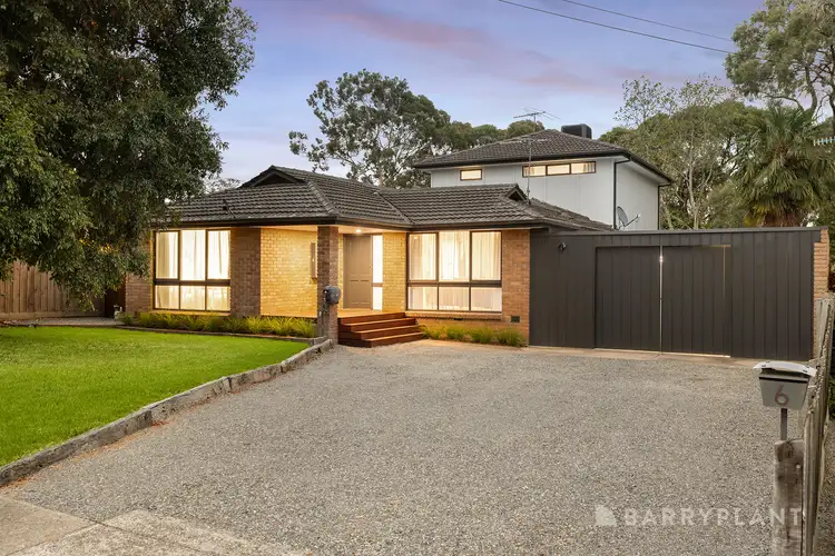 6 Mcfadzean Street