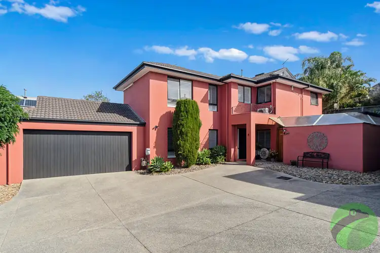 4/5 Riviera Street