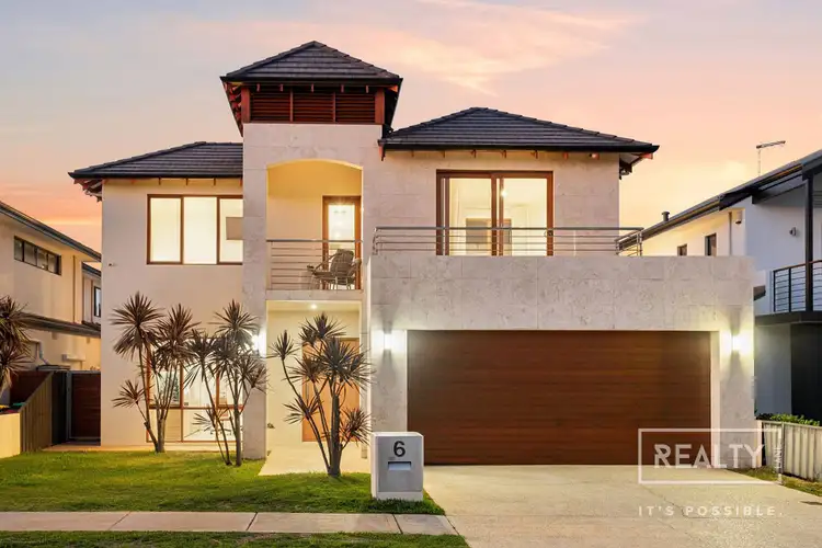 6 Driftwood Avenue