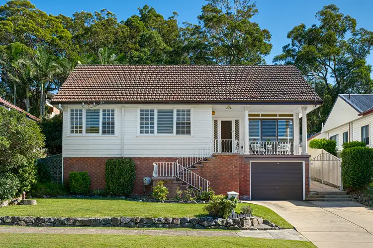 32 Grayson Avenue