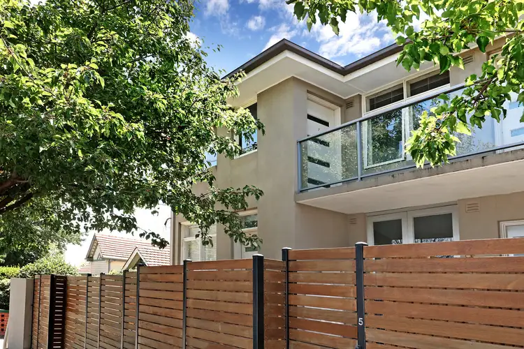 7/25 Clarence Street