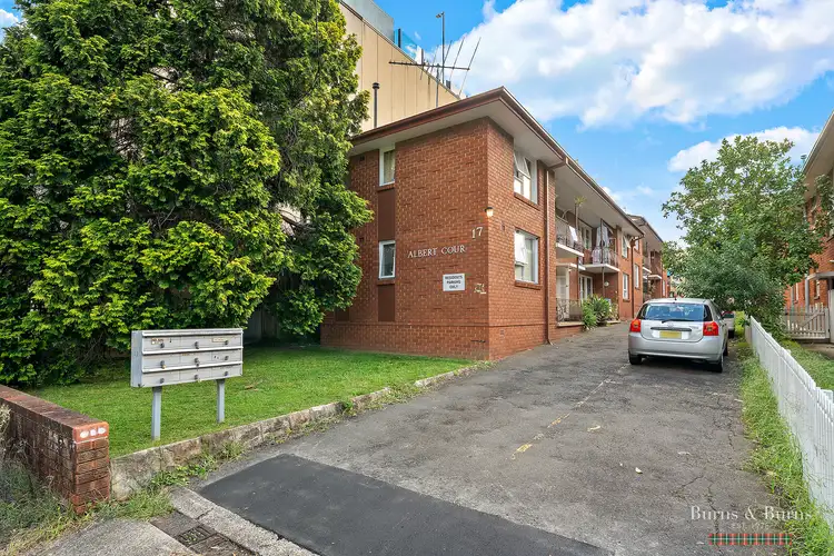 4/17 Albert Street