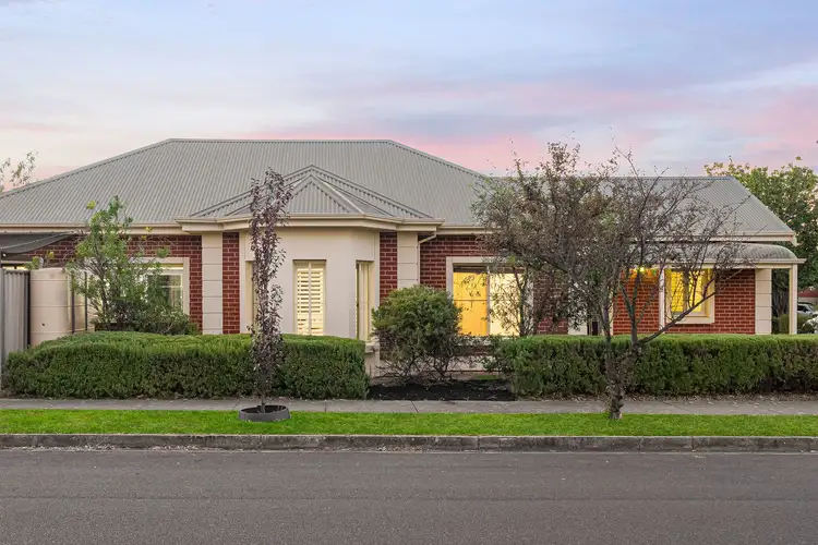 14 Harrow Avenue