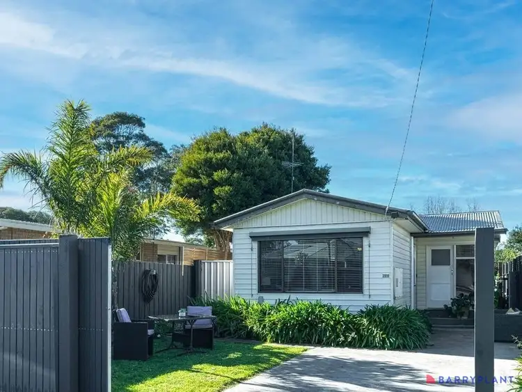 26B Sandy Mount Avenue