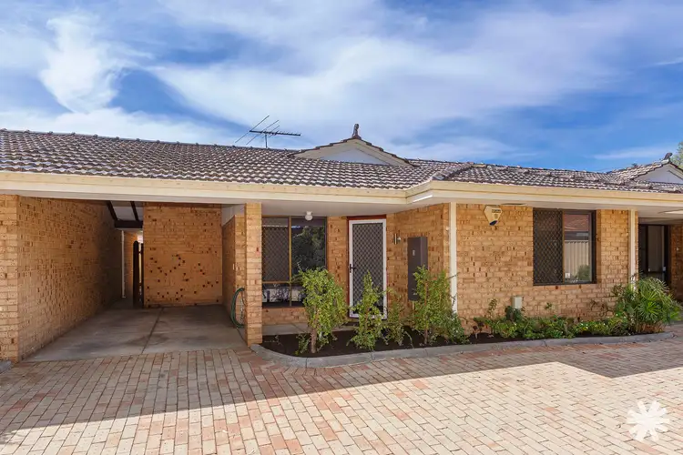 3/70 Roberts Road