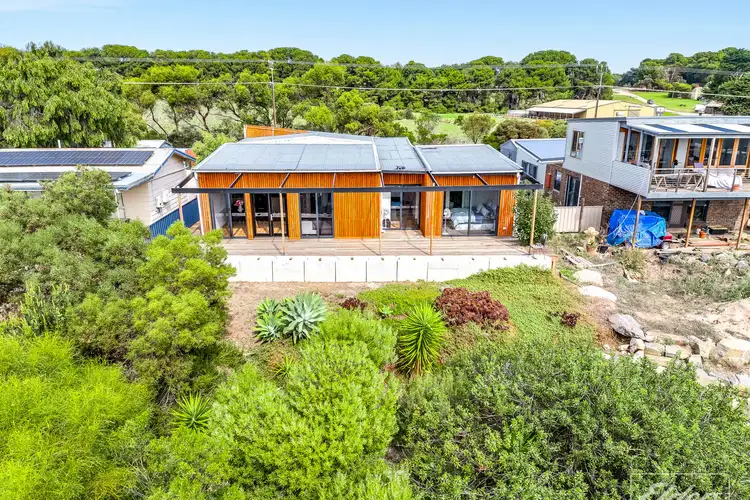 38 Sidney Parade