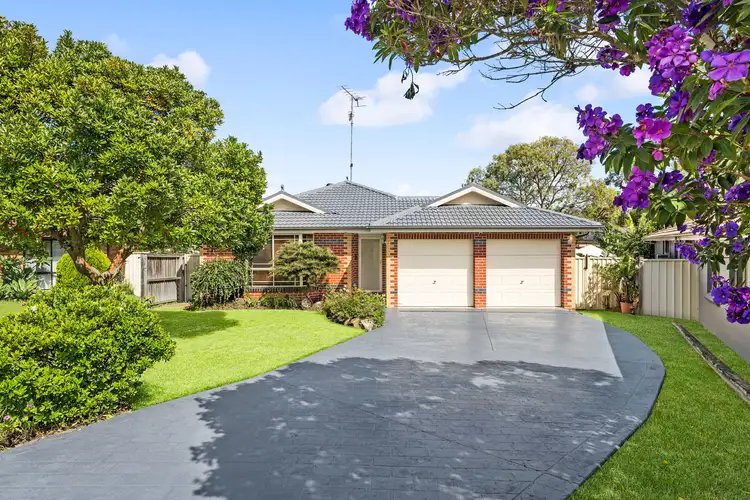 8 Andrews Place