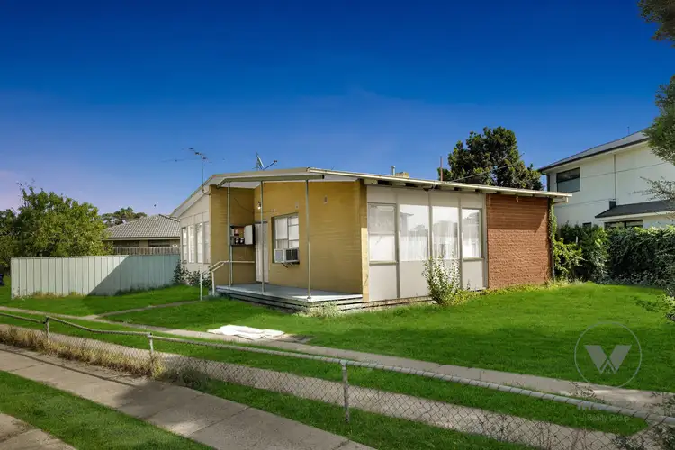 5 Burke Court