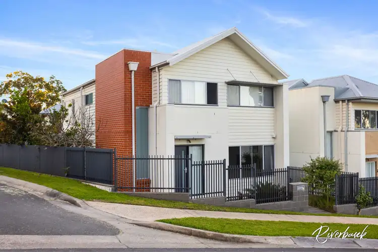 33 Daruga Avenue