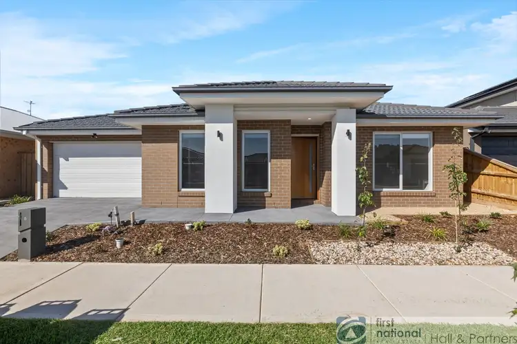 5 Mohawk Street