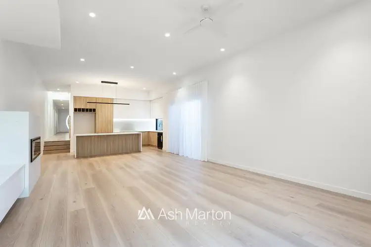 6B Mount View Court