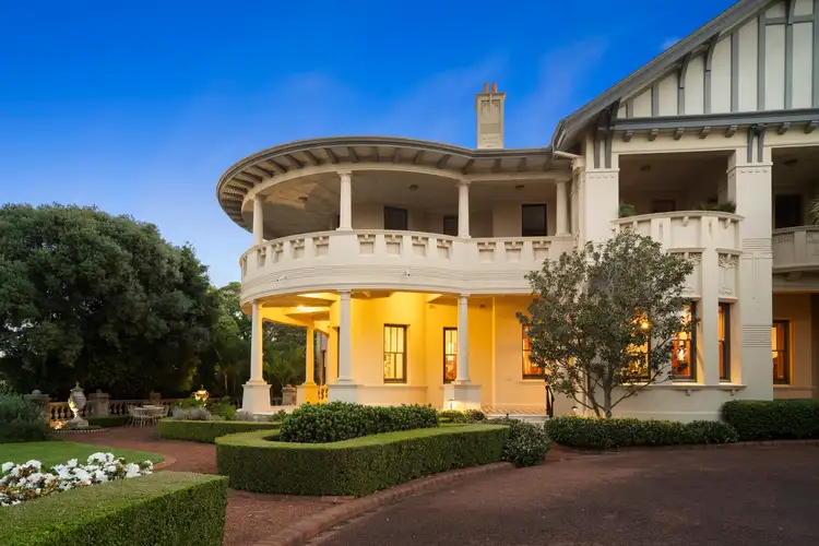 1/1 Mount Adelaide Street