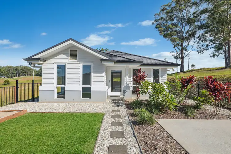 25 Irvines Road