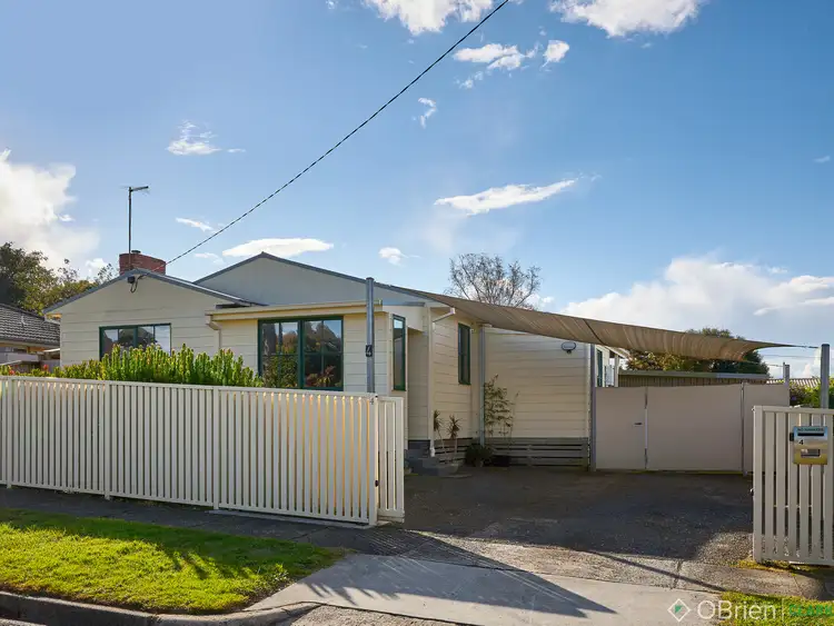 4 Fenton Street