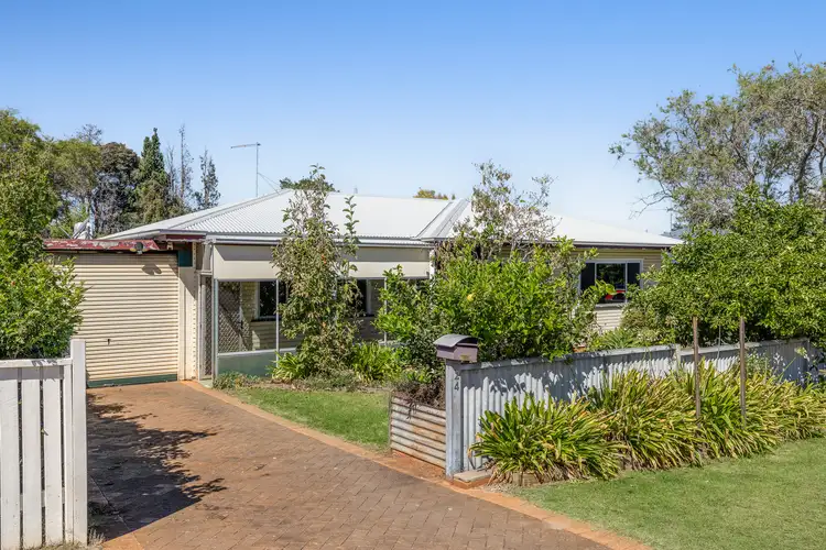24 Boyd Street