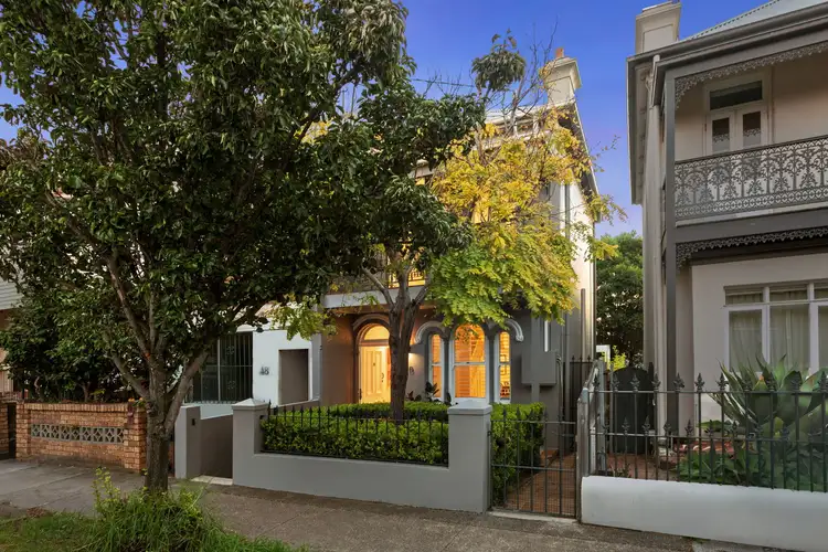 50 Renwick Street