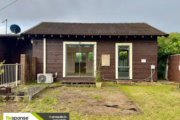 13a Coghlan Crescent