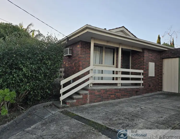 2/19 Orna Street