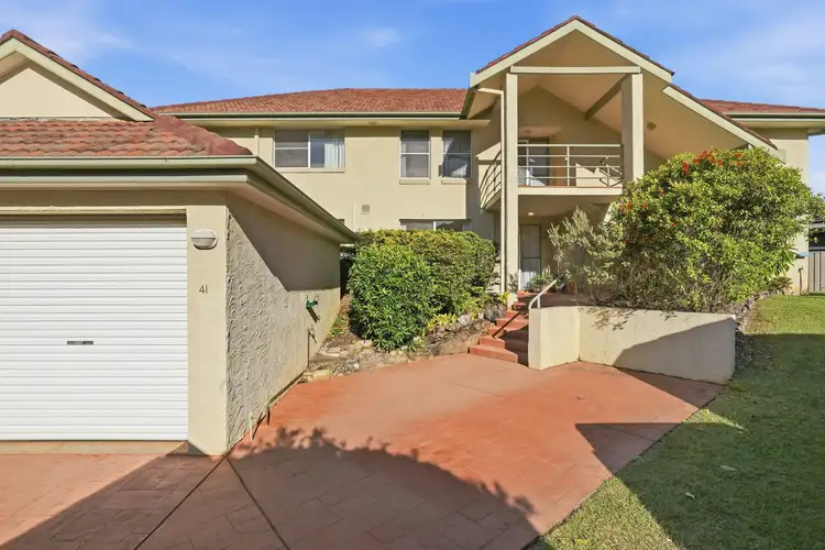 41/13 Shearwater Place