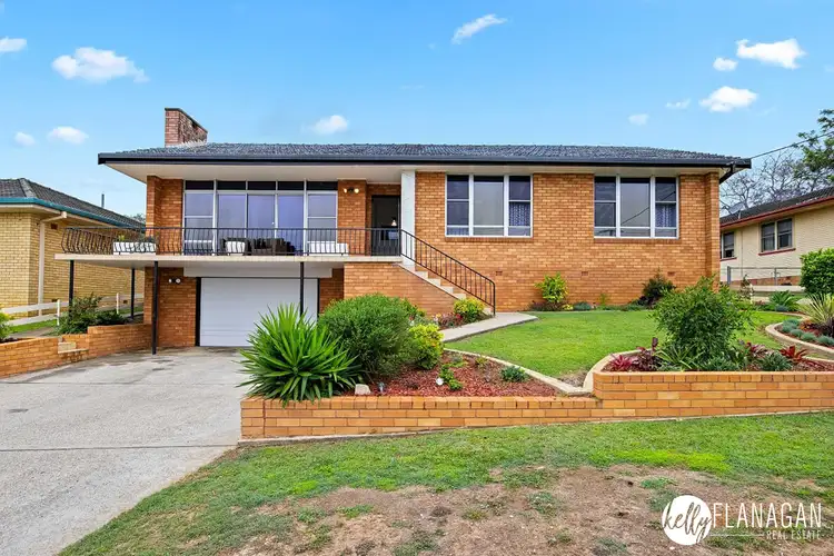 7 Ronald Wixted Avenue