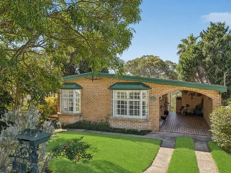 21 Lalor Crescent