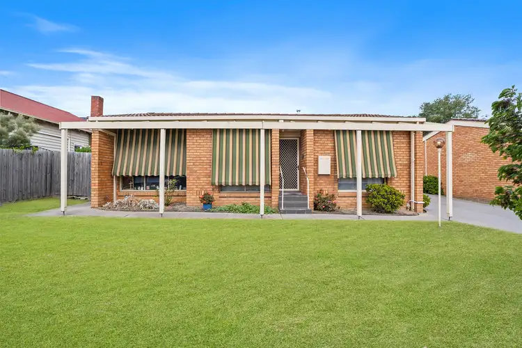 1/27 Benambra Street