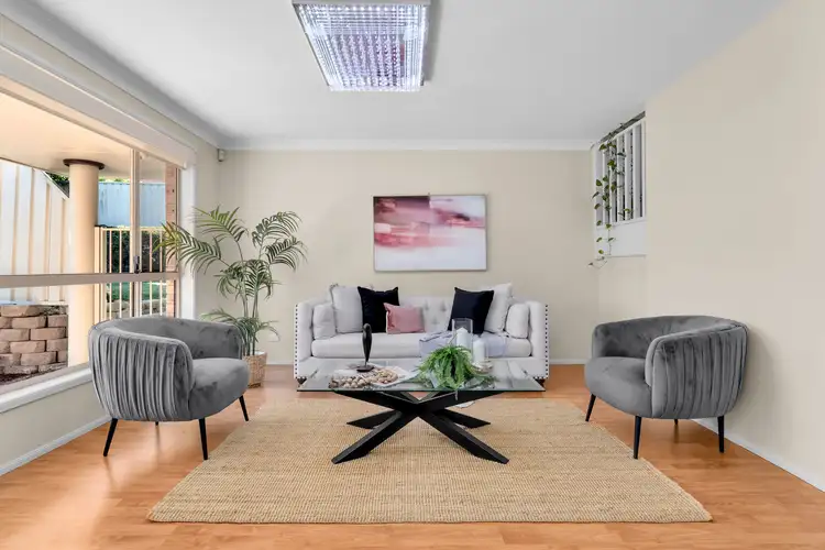 8 Halcyon Avenue