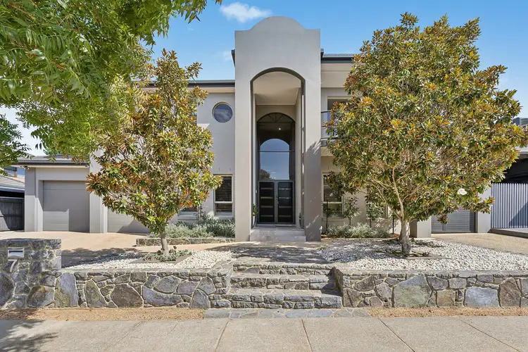 7 Evadell Street