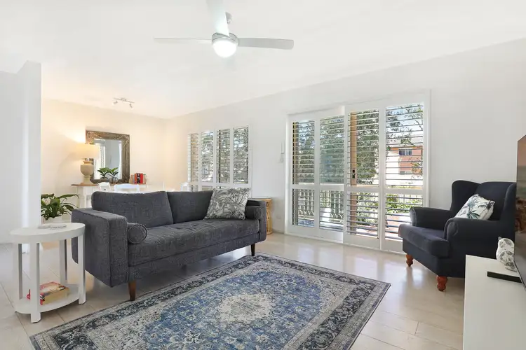7/46 Thalassa Avenue
