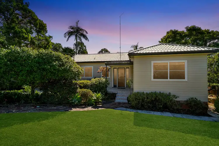 27 Hazelmead Road