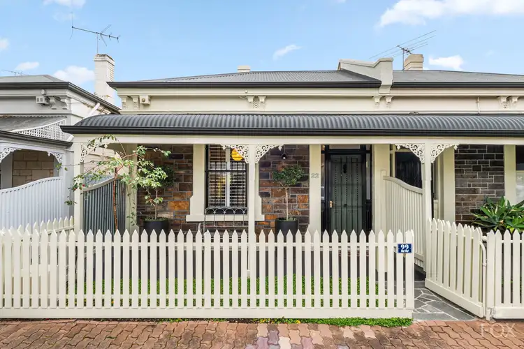 22 Curtis Street