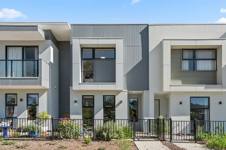 27 Amhurst Avenue