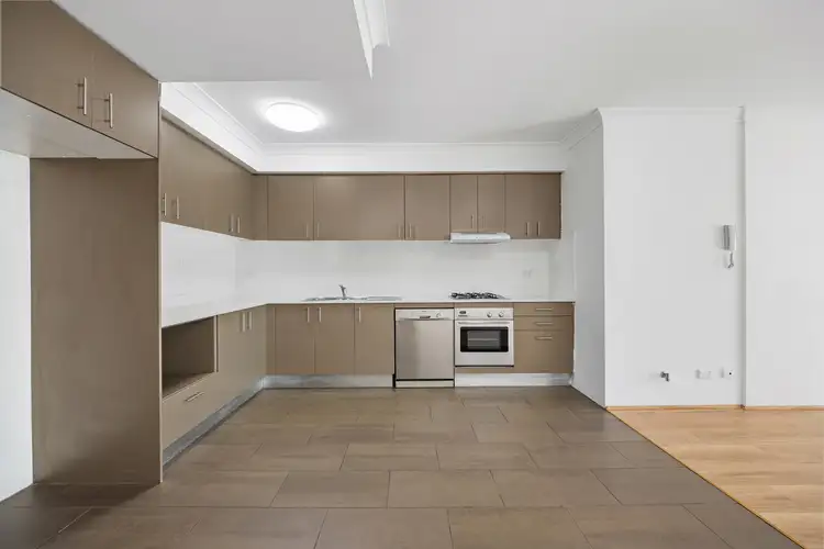 18/17-19 Macarthur Street
