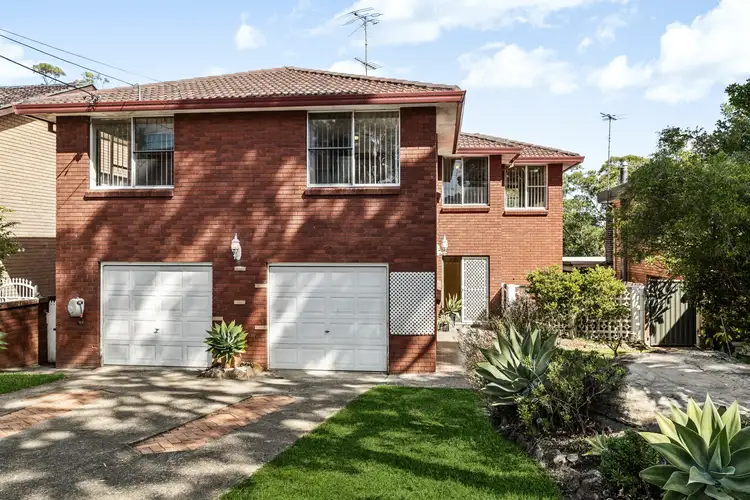 21 Clair Crescent