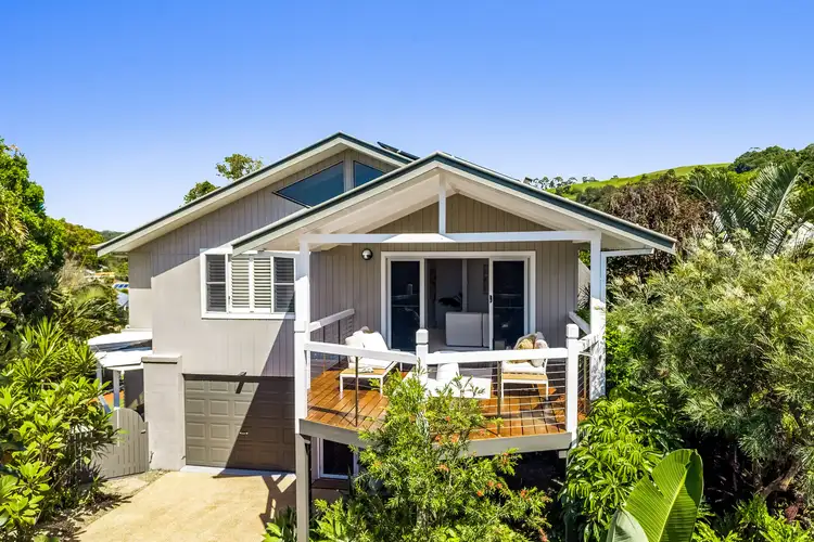 11 Hakea Crescent