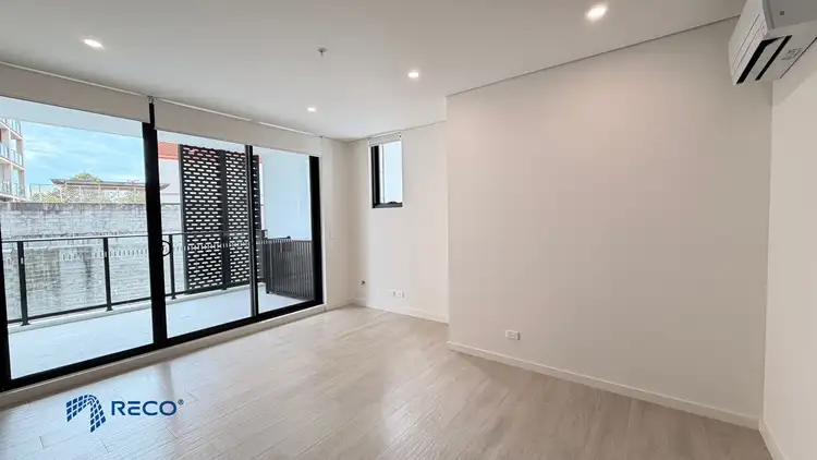 52/46 Court Road