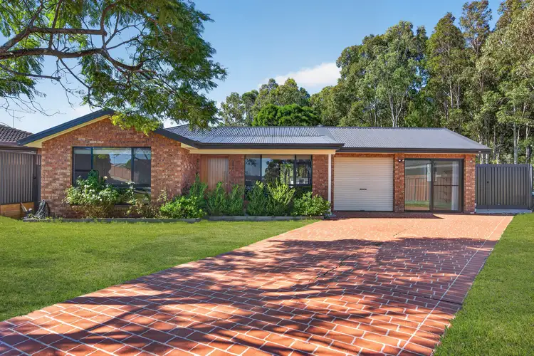 33 Kingfisher Avenue