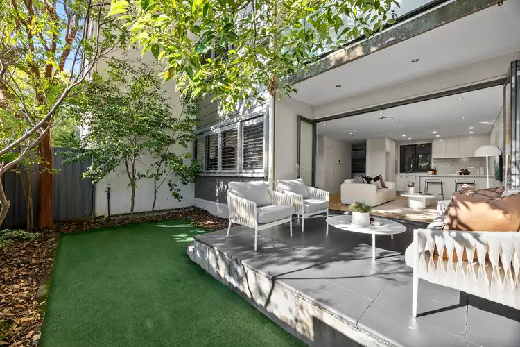 3/15 Lindsay Street