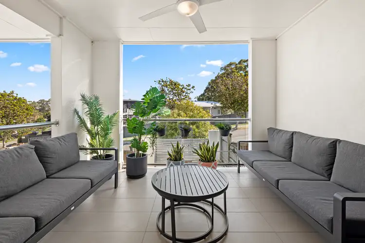 3/8 Oasis Close