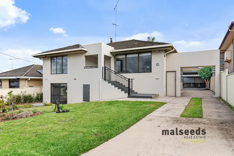 39 Kurrajong Street