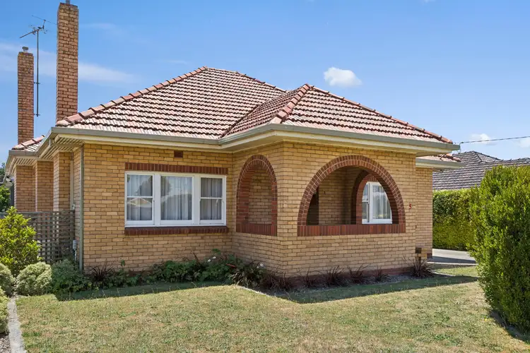 5 Manifold Street