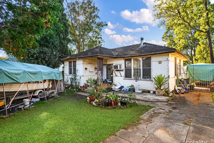 5 Daisy Place