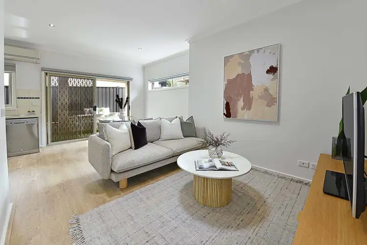 3/94 Purinuan Road