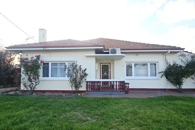 6 Annie Street