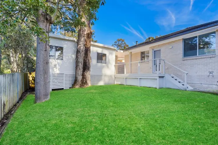 1/8 Harris Road