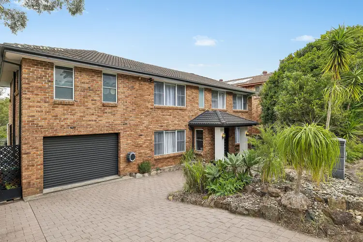 34 Tea Tree Place