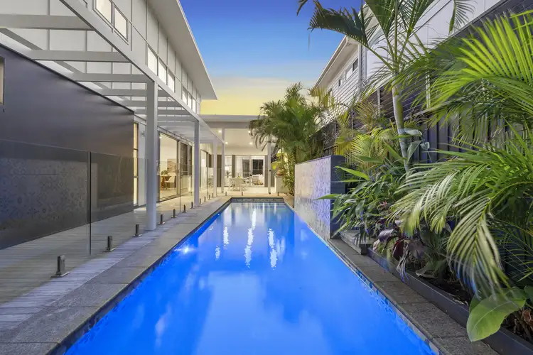 28 Daybreak Boulevard